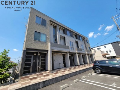 建物外観　敷地内に駐輪場があります♪