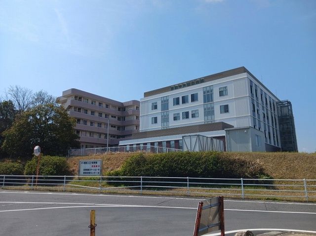 病院　鈴鹿中央総合病院（病院）まで450m