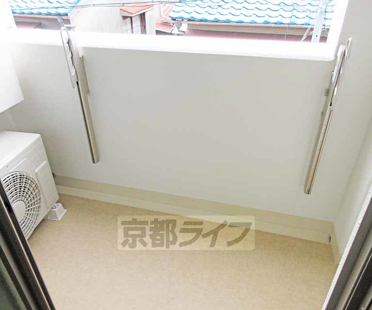 バルコニー　しっかりスペースのあるバルコニーです