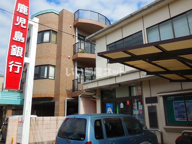 銀行　鹿児島銀行みずほ通支店（銀行）まで518m