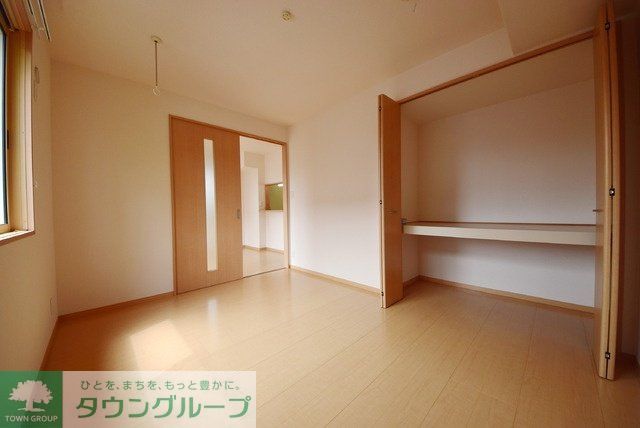 その他部屋・スペース　南側洋室