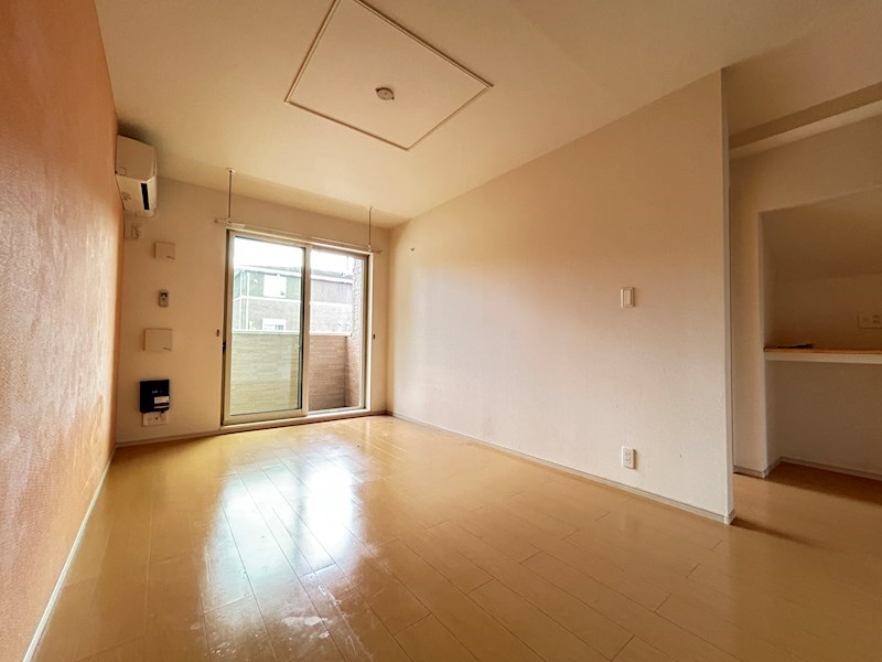 居室・リビング　当物件の参考写真です。(同建物の部屋)