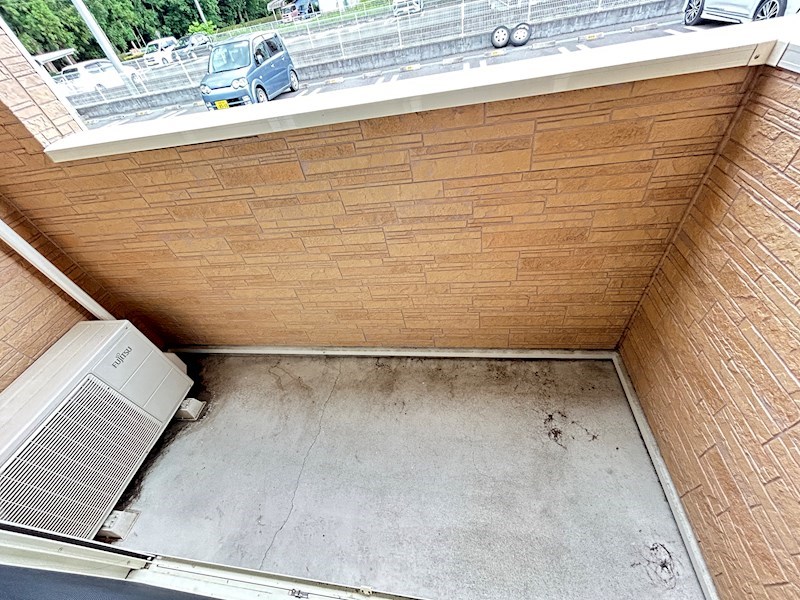 バルコニー　当物件の参考写真です。(同建物の部屋)