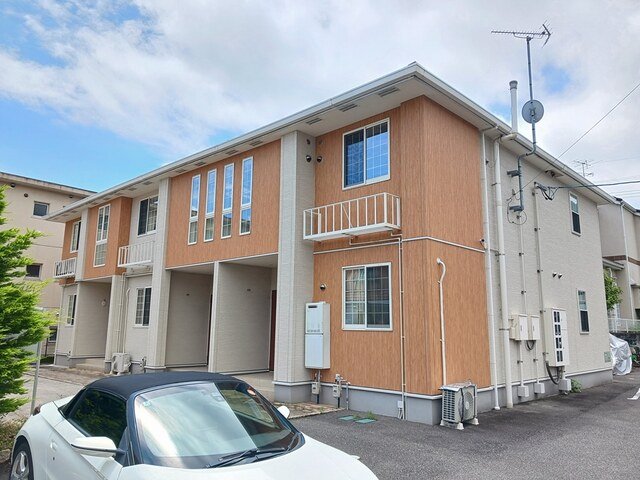 建物外観　落ち着いた雰囲気の外観です