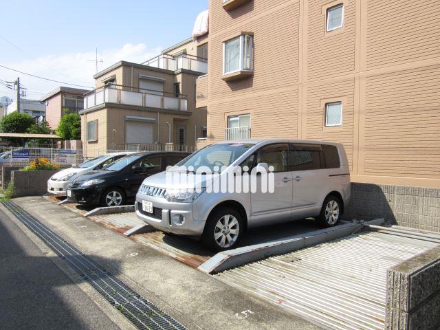 駐車場　写真は参考になります。