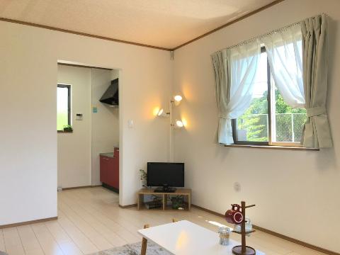 居室・リビング　室内