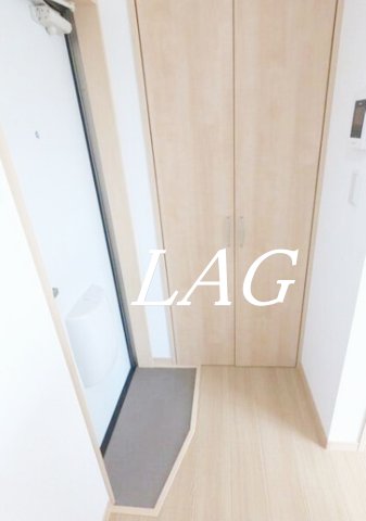 玄関　玄関です。