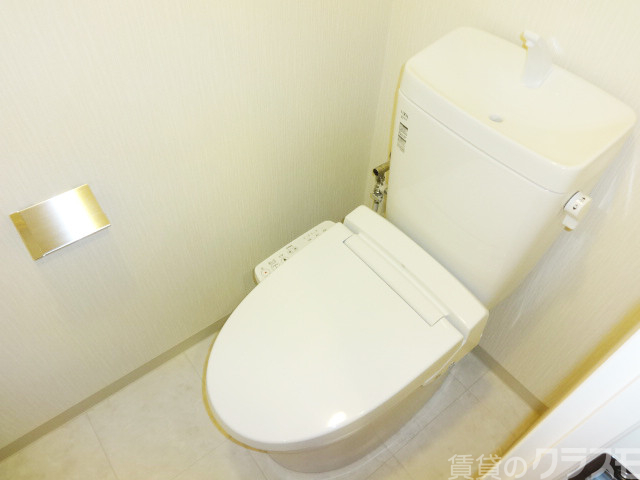 トイレ　温水洗浄便座付き☆今やマストアイテムです！