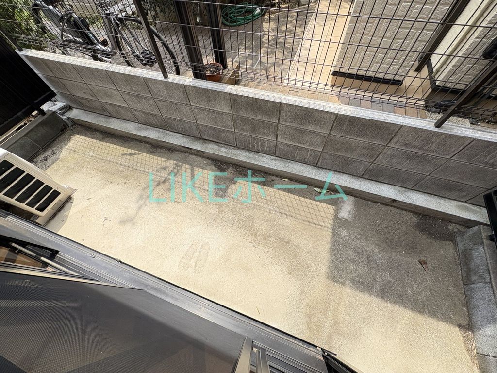 庭　バルコニー