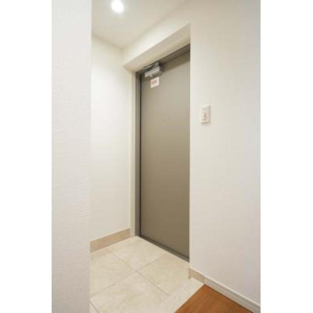 玄関　※写真は同タイプ住戸です。