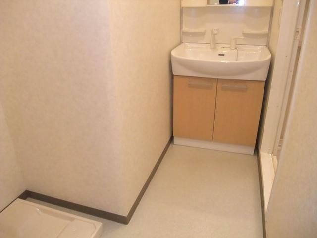 その他設備　★脱衣所　※別部屋のお写真です★