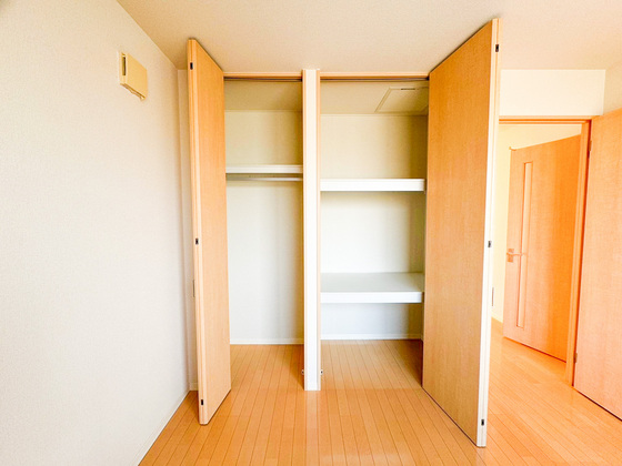 収納　※別部屋の写真です