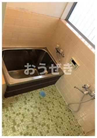 バス・シャワールーム　?