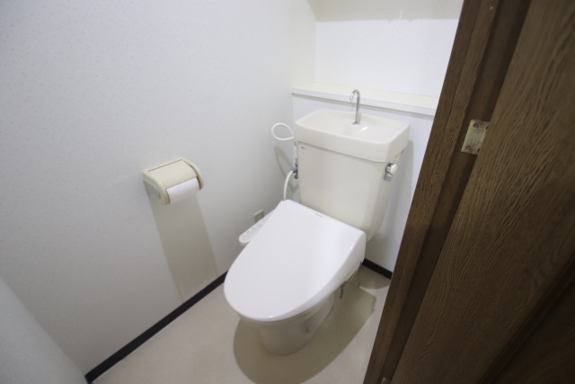 トイレ　別室の参考写真です。※現況優先