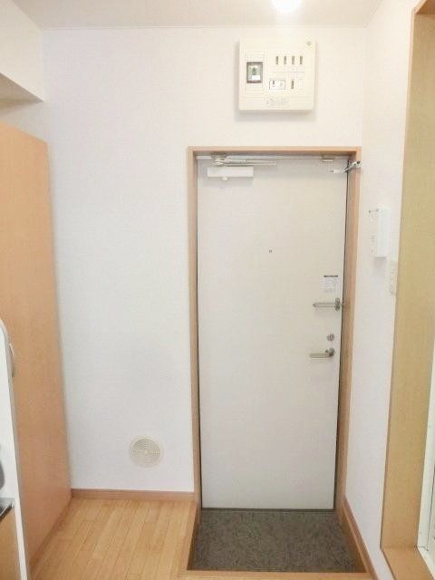 玄関　下駄箱付玄関
