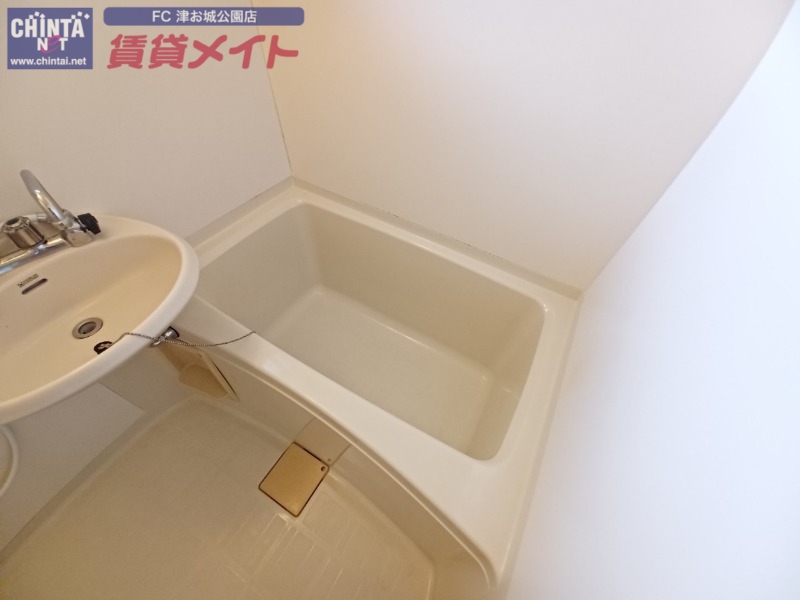 バス・シャワールーム　別部屋画像参考