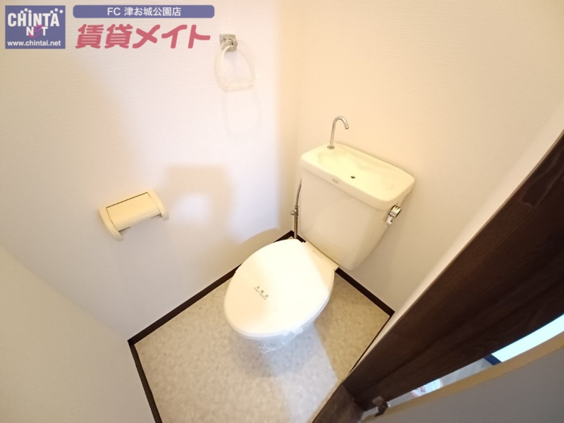 トイレ　別部屋画像参考