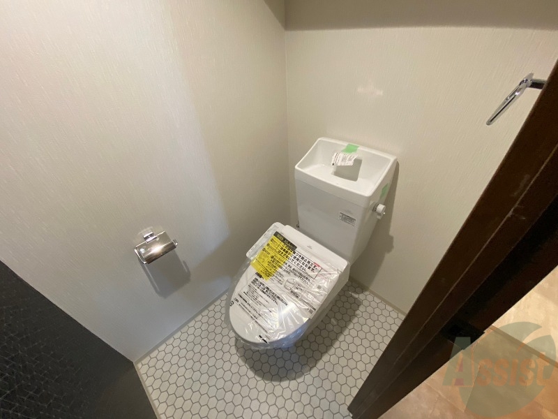 トイレ　ウォシュレット機能がついたトイレ。安心して使用できますね。