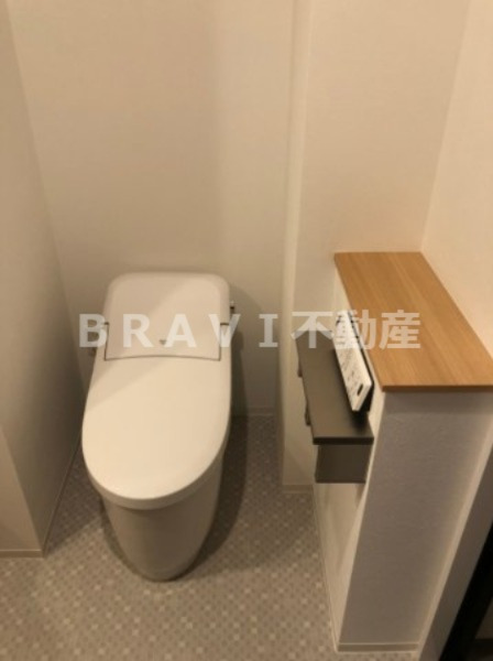 トイレ　【T’s SQUARE Kitahama】トイレです