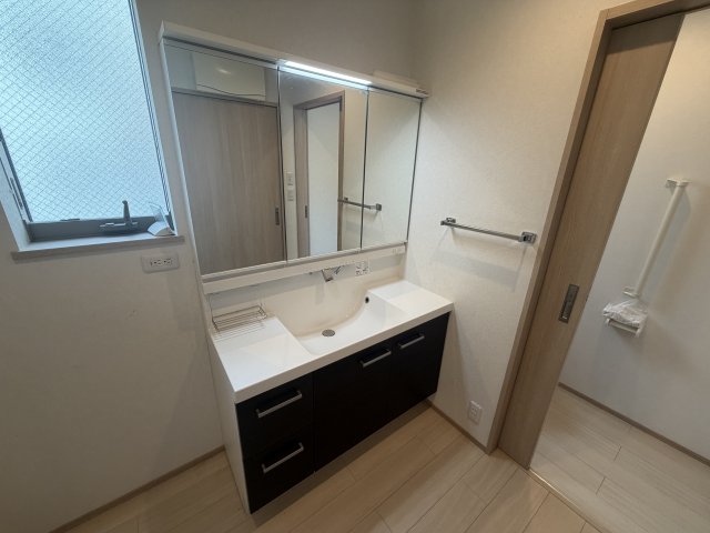 西宮市池田町戸建の内装写真