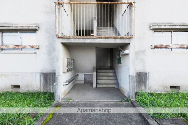 ビレッジハウス総和2号棟の外観写真