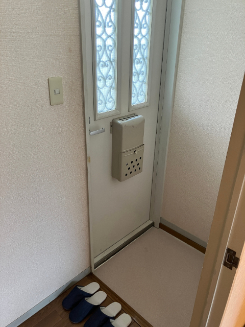 玄関　例：１０６