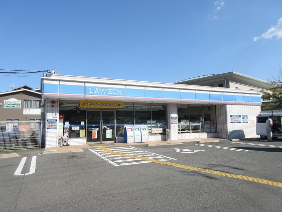 コンビニ　セブンイレブン柏原国分本町店（コンビニ）まで471m