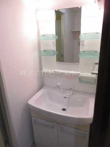 トイレ　※別号室参考写真