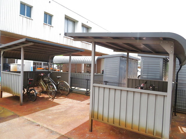その他共有部分　屋根付き駐輪場