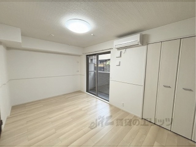 居室・リビング　洋室