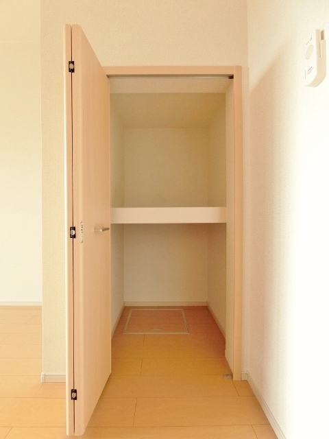 収納　図面と現状に相違がある場合には現状を優先