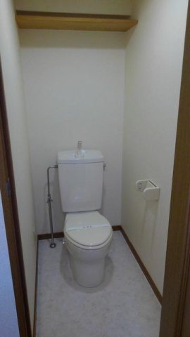 トイレ　シンプルで使いやすいトイレです