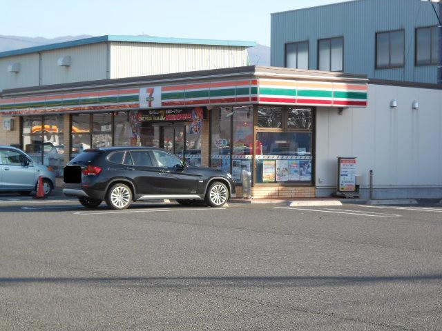 コンビニ　セブンイレブン松本流通団地北店（コンビニ）まで32m