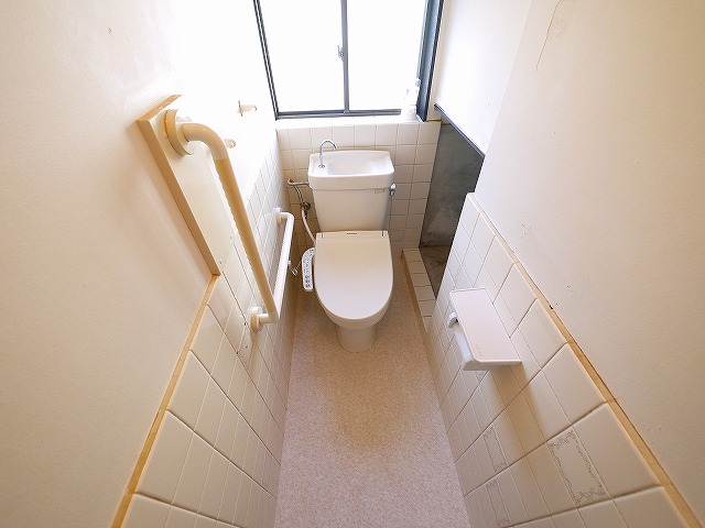 トイレ　ゆったりとした空間のトイレです