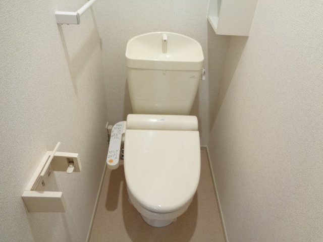 トイレ　シンプルで使いやすいトイレです