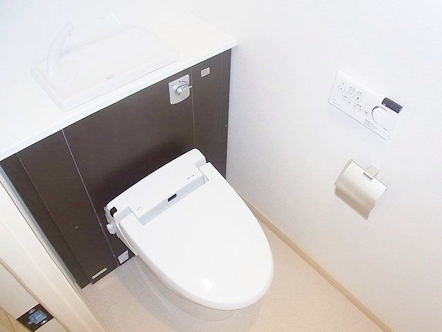 トイレ　★温水洗浄便座付きトイレ★
