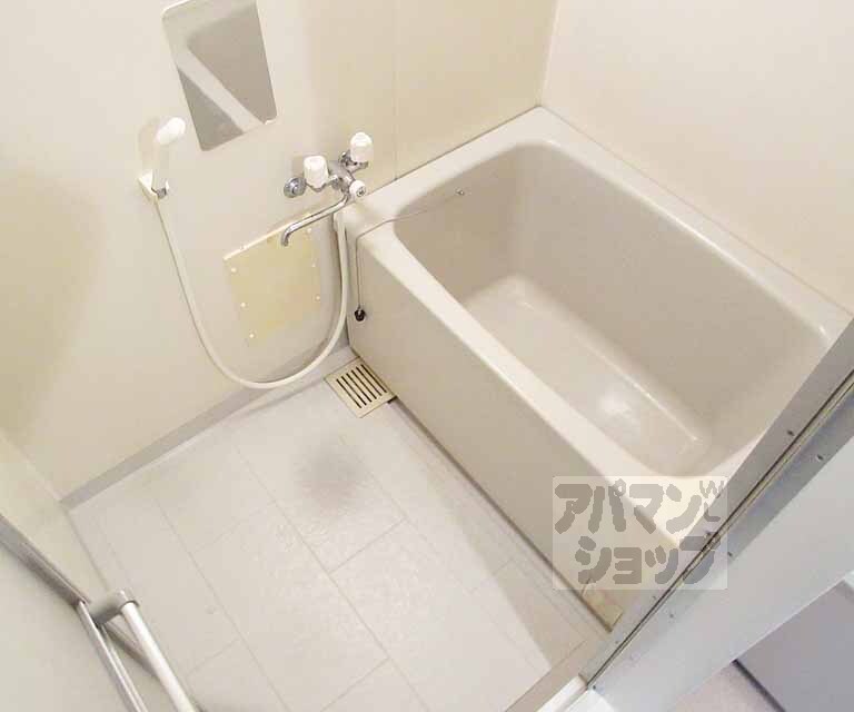 バス・シャワールーム　綺麗なお風呂です