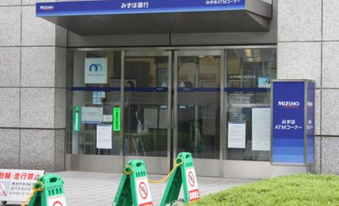 銀行　みずほ銀行豊洲支店（銀行）まで442m