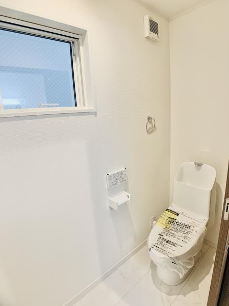 トイレ　トイレもきれいです