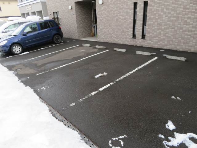 駐車場　専用駐車場スペース♪