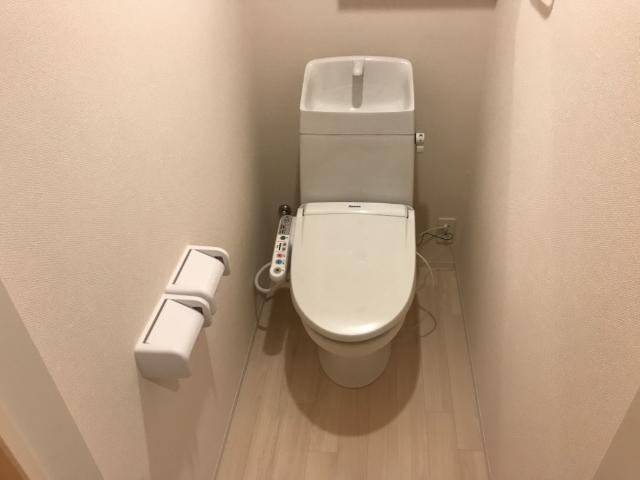トイレ　トイレ