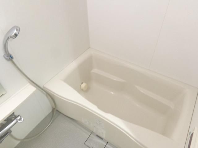 バス・シャワールーム　追焚機能付きバス