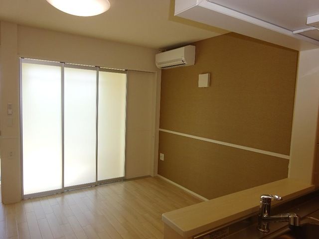 その他　※同タイプの写真です