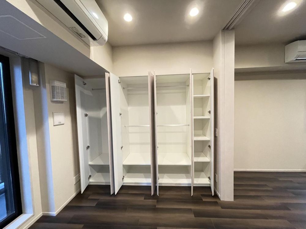 収納　別号室参考写真・内装カラーは別タイプあり