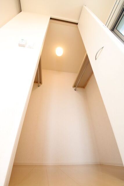 収納　※別室の参考写真の為、現況優先です。