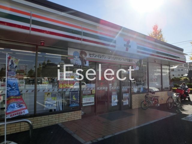コンビニ　セブンイレブン千葉高洲1丁目店（コンビニ）まで690m