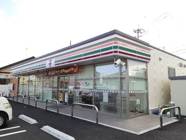 コンビニ　セブンイレブン富士市鮫島店（コンビニ）まで190m