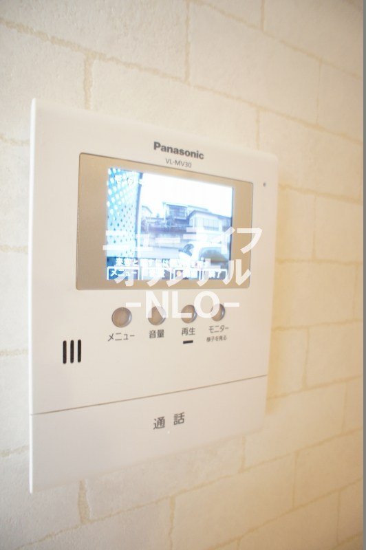 セキュリティ　室内から来訪者を確認できるTVモニターホン付で安心です☆