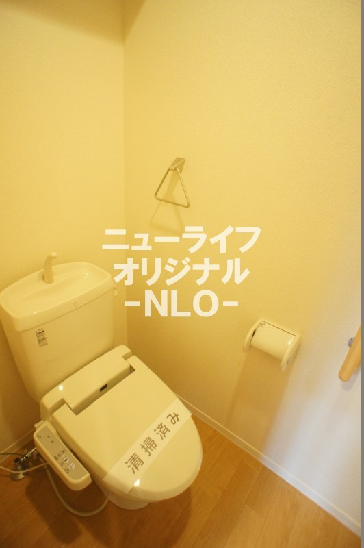 トイレ　あると嬉しい温水洗浄便座付きトイレ☆