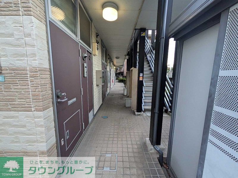 ロビー　床材は号室によって異なります